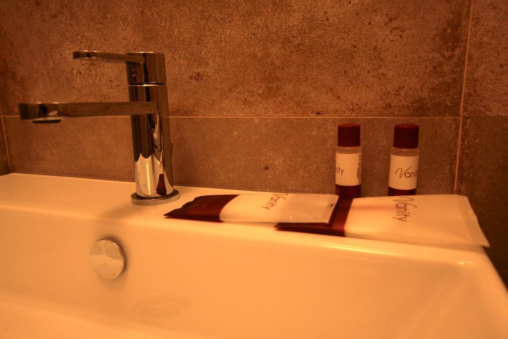 Domus Antonella A Trastevere Roma Ngoại thất bức ảnh
